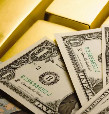 Ouro vs. Outros Investimentos: Por que Escolher Barras de Ouro?