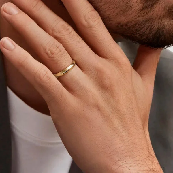 Par de Aliança em Ouro Amarelo 18k e Diamantes - Imagem 2