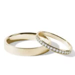 Par de Aliança em Ouro Amarelo 18k e Diamantes