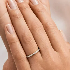 Par de Aliança em Ouro Amarelo 18k e Diamantes - Imagem 3